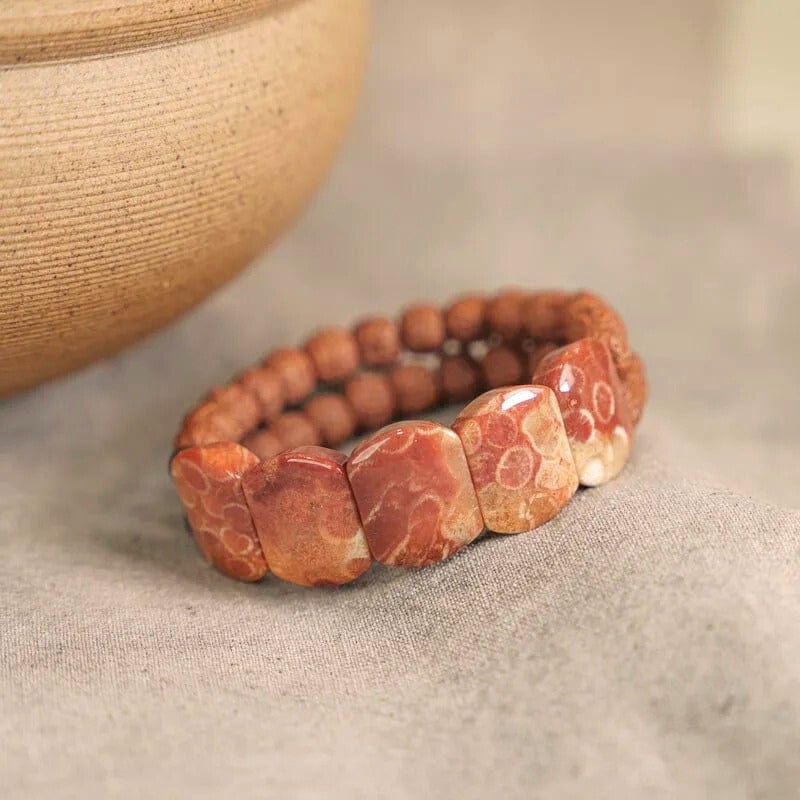 Kalpa - Bracelet Tibétain en Rudraksha et Pierre de Corail